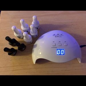 Gel UV LED nail lamp with polish and top/base coat